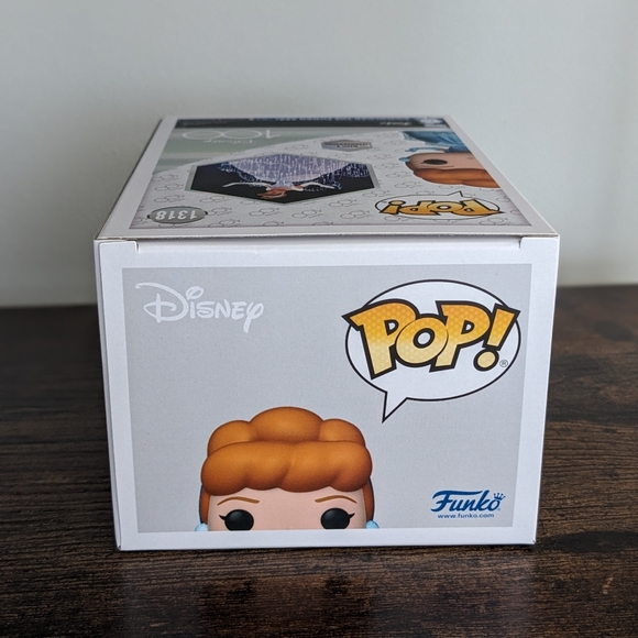 NEW Funko Cinderella Diamond Disney 100 Pop Barnes and Noble Exclusive 1318 - Picture 6 of 11